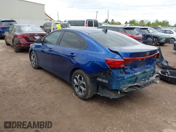 2021 Kia Forte LXS with VIN 3KPF24AD0ME288497, listed as a IAAI auction lot 41888110 with 71,646 mi miles and . Bid and sale history available at DreamBid. Image 3.