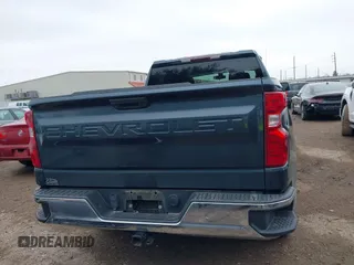 2020 Chevrolet Silverado 1500 LT with VIN 1GCRYDED3LZ169836, listed as a IAAI auction lot 41381881 with 98,804 mi miles. Bid and sale history available at carsss.com. Image 17.