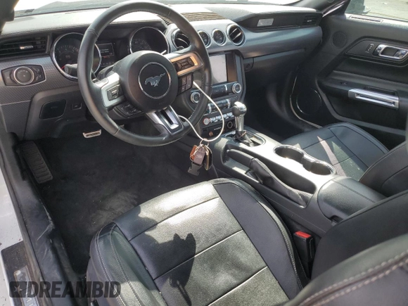 2017 Ford Mustang EcoBoost z VIN 1FA6P8TH4H5272867, wystawiony jako Copart lot #53042265 z przebiegiem 140 784 mil mil oraz Szkoda całkowita • Salvage title. Historia ofert i sprzedaży dostępna na DreamBid. Obrazek 8.