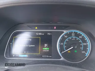 2019 Nissan LEAF SV with VIN 1N4AZ1CP7KC313224, listed as a IAAI auction lot 42289125 with 42,316 mi miles and . Bid and sale history available at DreamBid. Image 7.