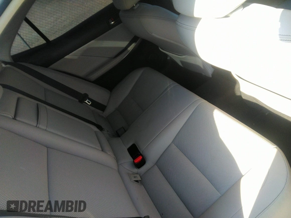 2016 Lexus IS 300/350 z VIN JTHCM1D2XG5012123, wystawiony jako IAAI lot #42148437 z przebiegiem 107 312 mil mil oraz . Historia ofert i sprzedaży dostępna na DreamBid. Obrazek 8.