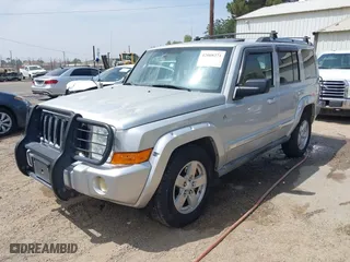 2006 Jeep Commander Limited with VIN 1J8HG58N16C253033, listed as a IAAI auction lot 42008271 with 111,643 mi miles. Bid and sale history available at carsss.com. Image 2.