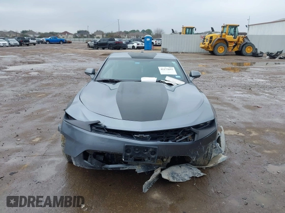 2020 Chevrolet Camaro 1LT z VIN 1G1FB1RX9L0128079, wystawiony jako IAAI lot #41173693 z przebiegiem 88 846 mil mil oraz . Historia ofert i sprzedaży dostępna na DreamBid. Obrazek 12.