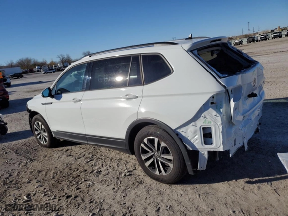 2024 Volkswagen Tiguan S with VIN 3VVFB7AX8RM135392, listed as a Copart auction lot 81335324 with 6,226 mi miles and Salvage Title. Bid and sale history available at carsss.com. Image 2.