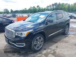 2017 GMC Acadia Denali z VIN 1GKKNXLS5HZ142811, wystawiony jako IAAI lot #42401541 z przebiegiem 72 868 mil mil oraz . Historia ofert i sprzedaży dostępna na DreamBid. Obrazek 2.