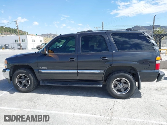 2005 GMC Yukon SLT z VIN 1GKEC13T25J178152, wystawiony jako IAAI lot #41685936 z przebiegiem 226 765 mil mil oraz . Historia ofert i sprzedaży dostępna na DreamBid. Obrazek 14.