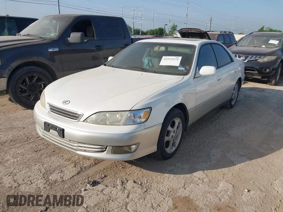 2001 Lexus ES 300 z VIN JT8BF28G510336683, wystawiony jako IAAI lot #42219124 z przebiegiem 189 864 mil mil oraz . Historia ofert i sprzedaży dostępna na DreamBid. Obrazek 2.