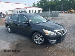 2013 Nissan Altima SL with VIN 1N4AL3AP9DC201589, listed as a IAAI auction lot 42436328 with Not provided miles and . Bid and sale history available at DreamBid. Image 1.