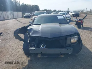 2011 Chevrolet Camaro 2LS с VIN 2G1FA1ED7B9145921, выставлен на аукционе IAAI как лот 41882713 с пробегом 222 577 миль миль и . История ставок и продаж доступна на DreamBid. Изображение 13.