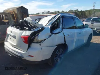 2019 Nissan Pathfinder SV with VIN 5N1DR2MN2KC642886, listed as a IAAI auction lot 41735504 with 152,711 mi miles. Bid and sale history available at carsss.com. Image 4.
