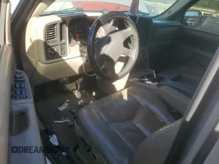 2004 Chevrolet Avalanche Z66 with VIN 3GNEC12T94G146450, listed as a Copart auction lot 76703014 with 243,049 mi miles and Salvage title. Bid and sale history available at DreamBid. Image 8.