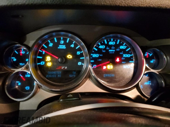 2012 Chevrolet Silverado 1500 LT with VIN 3GCPKSE72CG237017, listed as a Copart auction lot 49901985 with 236,101 mi miles and Salvage Title. Bid and sale history available at DreamBid. Image 9.