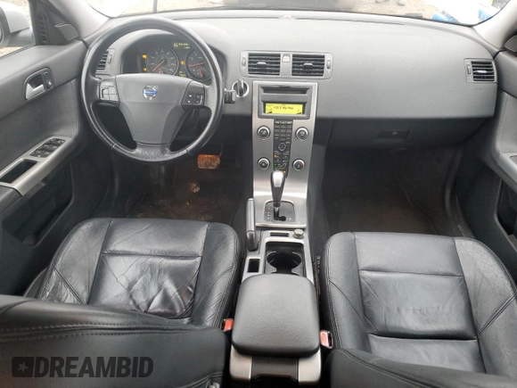 2008 Volvo V50 2.4L with VIN YV1MW390782393087, listed as a Copart auction lot 43732605 with 230,824 mi miles and Salvage Title. Bid and sale history available at carsss.com. Image 8.