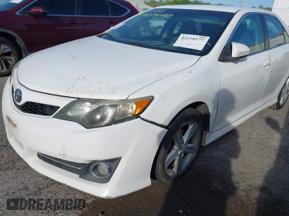 2012 Toyota Camry L with VIN 4T1BF1FK5CU533363, listed as a IAAI auction lot 42128577 with 1 mi miles. Bid and sale history available at carsss.com. Image 6.