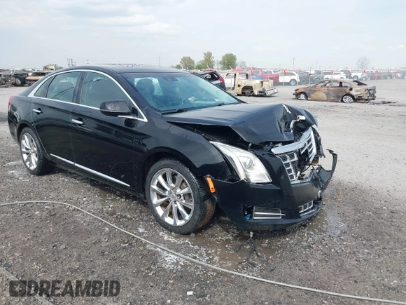 2013 Cadillac XTS Luxury with VIN 2G61P5S37D9100633, listed as a IAAI auction lot 41902525 with 177,071 mi miles. Bid and sale history available at carsss.com. Image 1.