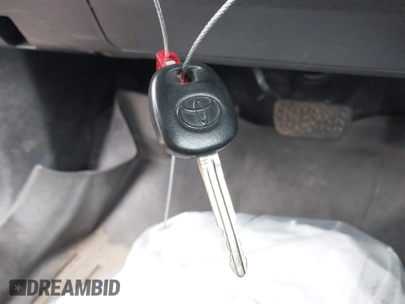 2016 Toyota Tacoma SR with VIN 5TFRX5GNXGX059320, listed as a IAAI auction lot 42084520 with 249,234 mi miles and . Bid and sale history available at DreamBid. Image 11.