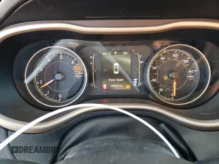 2016 Jeep Cherokee Latitude with VIN 1C4PJLCB1GW208034, listed as a Copart auction lot 45561445 with 139,307 mi miles and Salvage Title. Bid and sale history available at carsss.com. Image 9.