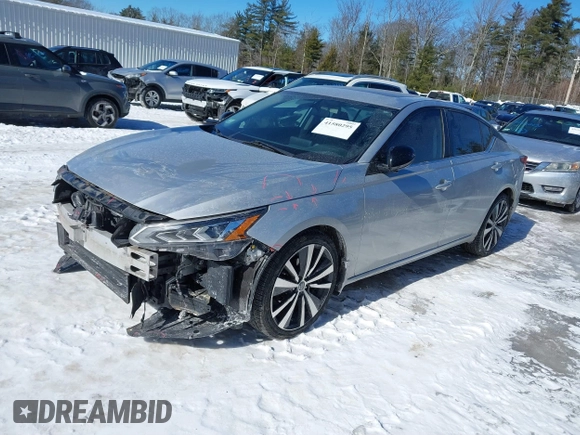 2019 Nissan Altima 2.5 SR with VIN 1N4BL4CV0KC120287, listed as a IAAI auction lot 41580295 with 103,339 mi miles. Bid and sale history available at carsss.com. Image 2.
