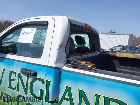 2012 Ram 2500 with VIN 3C6LD5AT6CG204705, listed as a IAAI auction lot 42126252 with Not provided miles and . Bid and sale history available at DreamBid. Image 21.