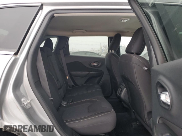 2015 Jeep Cherokee Latitude with VIN 1C4PJLCS1FW573327, listed as a Copart auction lot 43335995 with Not Provided miles and Salvage Title. Bid and sale history available at carsss.com. Image 11.
