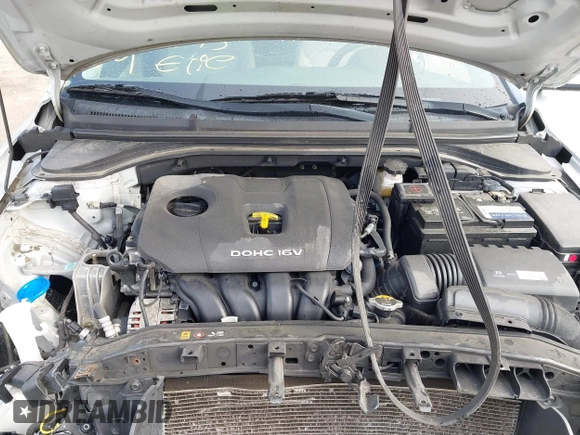 2017 Hyundai Elantra SE z VIN 5NPD74LF5HH171006, wystawiony jako IAAI lot #42268343 z przebiegiem 83 303 mil mil oraz . Historia ofert i sprzedaży dostępna na DreamBid. Obrazek 10.