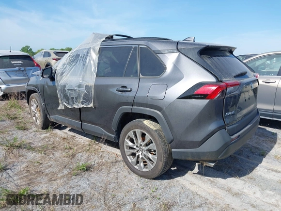 2022 Toyota RAV4 XLE Premium with VIN 2T3C1RFV5NC195230, listed as a IAAI auction lot 40495536 with 30,824 mi miles and . Bid and sale history available at DreamBid. Image 3.