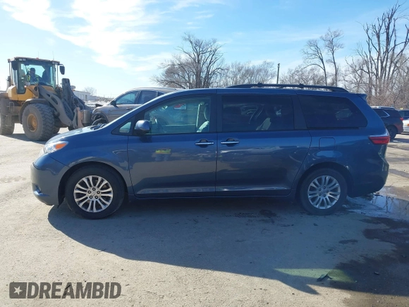 2017 Toyota Sienna XLE Auto Access Seat with VIN 5TDYZ3DCXHS814910, listed as a IAAI auction lot 41700845 with 110,701 mi miles and . Bid and sale history available at DreamBid. Image 14.