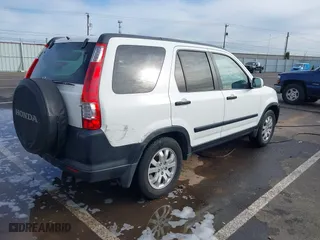 2006 Honda CR-V EX with VIN JHLRD78886C011532, listed as a IAAI auction lot 41682114 with 195,993 mi miles. Bid and sale history available at carsss.com. Image 4.