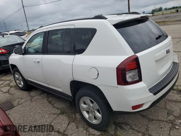 2016 Jeep Compass Latitude with VIN 1C4NJCEA2GD735023, listed as a Copart auction lot 60647035 with 178,952 mi miles and Clean title. Bid and sale history available at DreamBid. Image 2.
