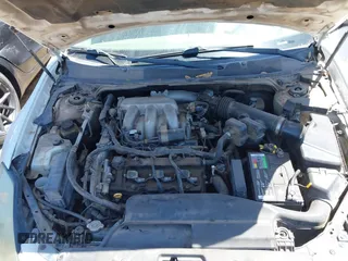 2004 Nissan Maxima SE with VIN 1N4BA41E44C882288, listed as a IAAI auction lot 42047495 with 323,753 mi miles. Bid and sale history available at carsss.com. Image 10.