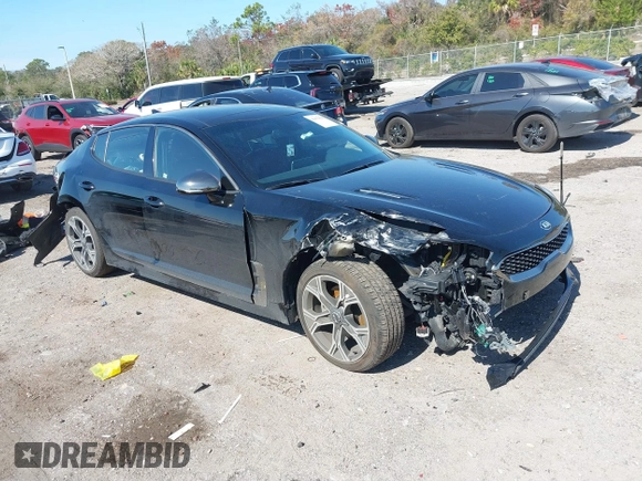 2020 Kia Stinger GT-Line with VIN KNAE15LA9L6081454, listed as a IAAI auction lot 41453814 with 51,068 mi miles. Bid and sale history available at carsss.com. Image 1.