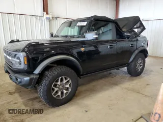 2023 Ford Bronco with VIN 1FMEE5DP2PLB11875, listed as a Copart auction lot 63865103 with 5,470 mi miles. Bid and sale history available at carsss.com. Image 1.