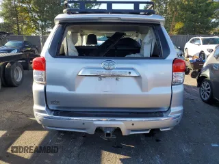 2010 Toyota 4Runner Trail z VIN JTEBU5JR2A5010939, wystawiony jako Copart lot #72620674 z przebiegiem Nie podano mil oraz Nie do naprawy • Non repairable. Historia ofert i sprzedaży dostępna na DreamBid. Obrazek 6.