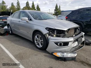 2016 Ford Fusion Energi Titanium with VIN 3FA6P0SU6GR229787, listed as a Copart auction lot 71939402 with 123,693 mi miles. Bid and sale history available at carsss.com. Image 4.