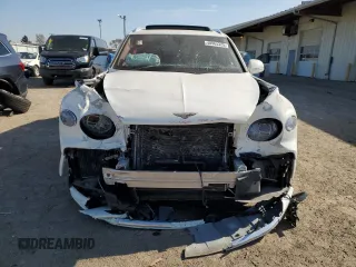 2022 Bentley Bentayga V8 с VIN SJAAM2ZV2NC017389, выставлен на аукционе Copart как лот 48965325 с пробегом 18 746 миль миль и Списание • Salvage title. История ставок и продаж доступна на DreamBid. Изображение 5.