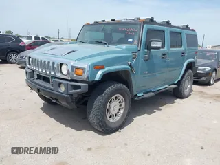 2007 Hummer H2 SUV z VIN 5GRGN23U17H102931, wystawiony jako IAAI lot #42262922 z przebiegiem 299 804 mil mil oraz . Historia ofert i sprzedaży dostępna na DreamBid. Obrazek 2.