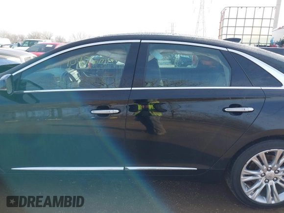 2018 Cadillac XTS Luxury with VIN 2G61M5S31J9118193, listed as a IAAI auction lot 41531190 with 170,476 mi miles and . Bid and sale history available at carsss.com. Image 14.