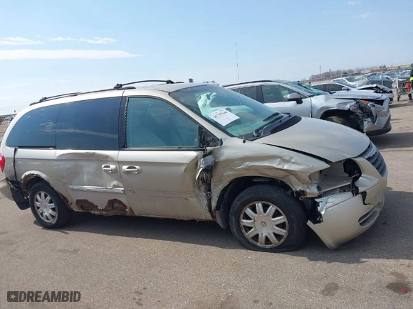 2006 Chrysler Town & Country LWB Touring with VIN 2A4GP54LX6R655707, listed as a IAAI auction lot 41707646 with NaN miles. Bid and sale history available at carsss.com. Image 13.