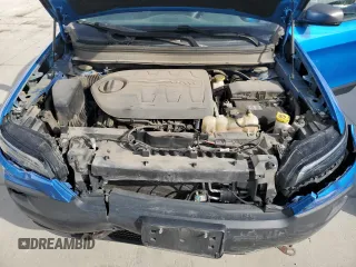 2019 Jeep Cherokee Trailhawk z VIN 1C4PJMBX5KD122328, wystawiony jako Copart lot #54066865 z przebiegiem 59 924 mil mil oraz Szkoda całkowita • Salvage title. Historia ofert i sprzedaży dostępna na DreamBid. Obrazek 12.