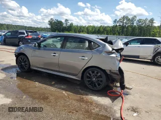 2018 Nissan Sentra SV z VIN 3N1AB7AP9JY281986, wystawiony jako Copart lot #56229955 z przebiegiem 126 585 mil mil oraz Nie do naprawy • Non repairable. Historia ofert i sprzedaży dostępna na DreamBid. Obrazek 2.