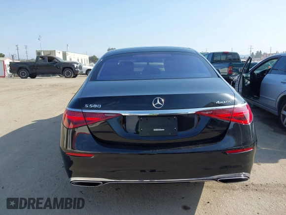 2022 Mercedes-Benz S 580 with VIN W1K6G7GB1NA121987, listed as a IAAI auction lot 42174949 with 90,708 mi miles and . Bid and sale history available at carsss.com. Image 16.