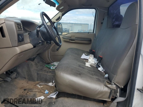 2002 Ford Super Duty F-250 XL with VIN 1FTNF20L72EB14450, listed as a Copart auction lot 43184425 with 0 mi miles and Salvage Title. Bid and sale history available at carsss.com. Image 7.