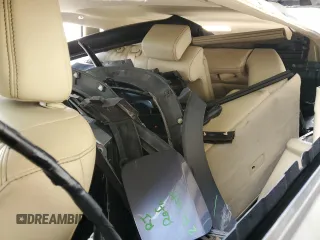2018 Toyota Highlander SE z VIN 5TDJZRFH8JS840487, wystawiony jako Copart lot #43796995 z przebiegiem 86 997 mil mil oraz Nie do naprawy • Non repairable. Historia ofert i sprzedaży dostępna na DreamBid. Obrazek 10.