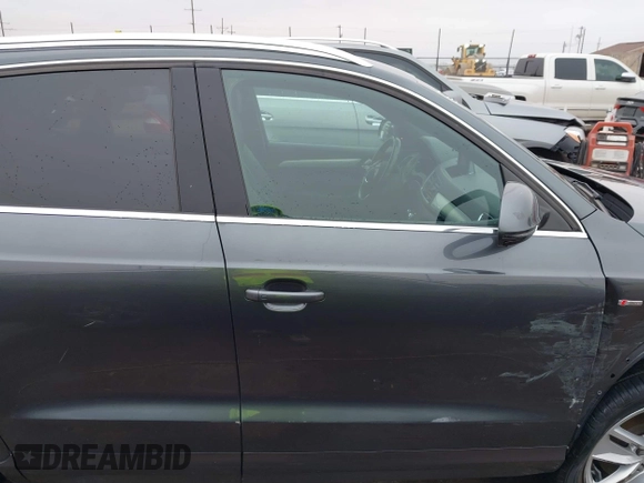 2018 Audi Q3 Premium Plus with VIN WA1JCCFS4JR001486, listed as a IAAI auction lot 41542514 with 70,112 mi miles. Bid and sale history available at carsss.com. Image 13.