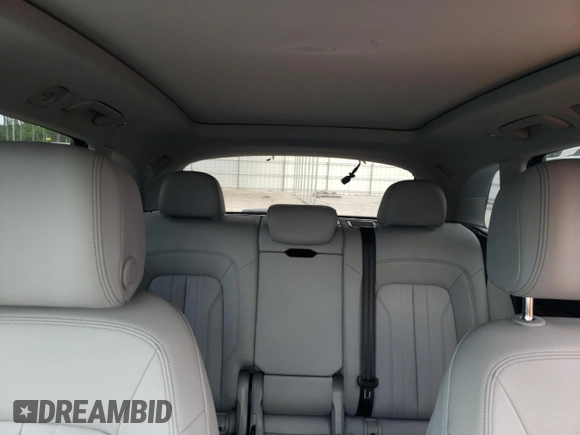 2022 Audi Q5 S line Premium Plus with VIN WA1EAAFY6N2071392, listed as a Copart auction lot 55633675 with 57,926 mi miles and Salvage title. Bid and sale history available at DreamBid. Image 10.