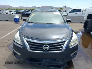 2015 Nissan Altima SV with VIN 1N4AL3AP2FC225140, listed as a IAAI auction lot 42073500 with 190,754 mi miles and . Bid and sale history available at carsss.com. Image 12.