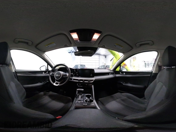 2023 Kia K5 LXS z VIN 5XXG14J2XPG189462, wystawiony jako IAAI lot #42233595 z przebiegiem 17 286 mil mil oraz . Historia ofert i sprzedaży dostępna na DreamBid. Obrazek 19.