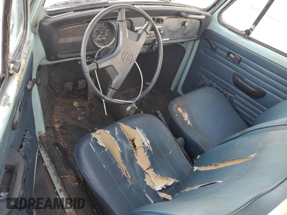 1972 Volkswagen Beetle with VIN 1122696781, listed as a Copart auction lot 83026554 with 11,104 mi miles and Salvage Title. Bid and sale history available at DreamBid. Image 8.