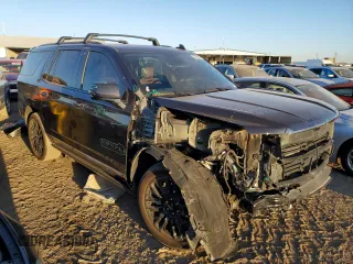 2023 GMC Yukon Denali Ultimate with VIN 1GKS2EKL7PR119018, listed as a Copart auction lot 73549864 with 19,626 mi miles and Salvage Title. Bid and sale history available at carsss.com. Image 4.