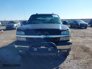 2005 Chevrolet Silverado 1500 LS with VIN 2GCEK13T551184097, listed as a IAAI auction lot 41598653 with 218,461 mi miles. Bid and sale history available at carsss.com. Image 13.